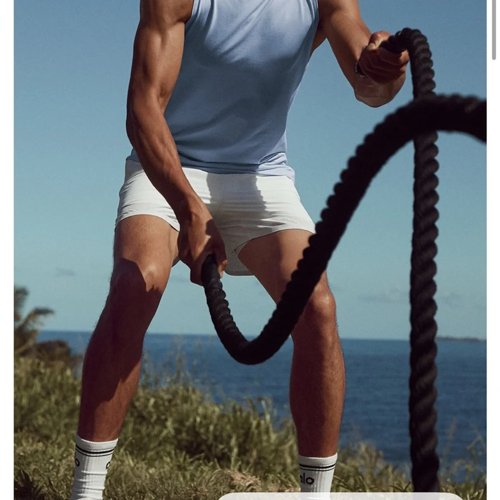 ALO Yoga Men's Seashell Blue Tank Top - Picture 6 of 6